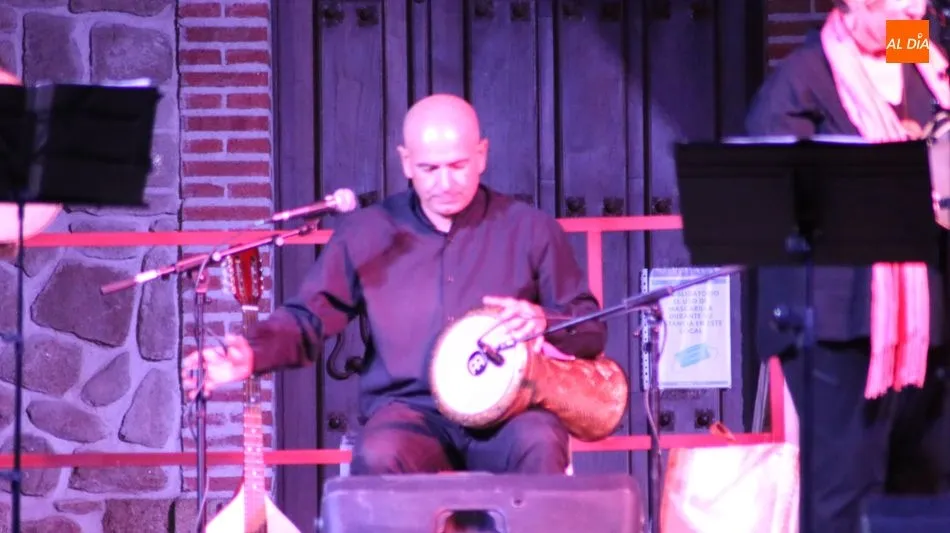 Baleo pone la nota tradicional a Las Noches de la Plaza en Villarino  