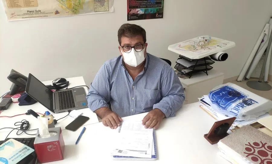 El edil de Participación Ciudadana, Francisco Miguel García, en su despacho