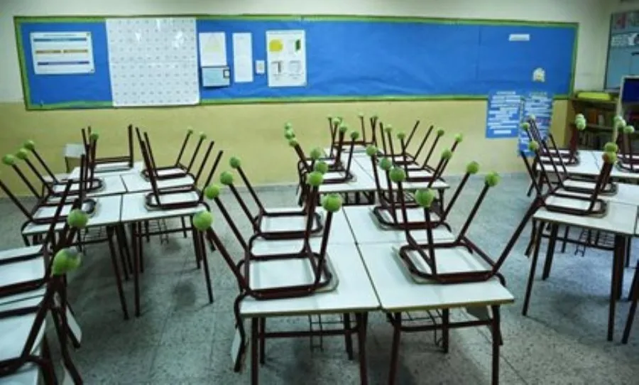 La limpieza de los centros educativos es fundamental en este curso, según el Grupo Municipal Socialista. Foto EP