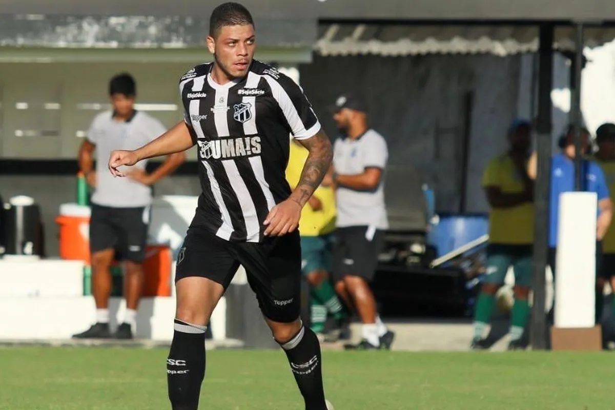 Jorge Pedra, nuevo medio defensivo para el Salamanca UDS