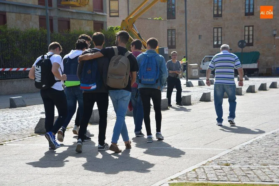 Un grupo de estudiantes en una imagen de archivo