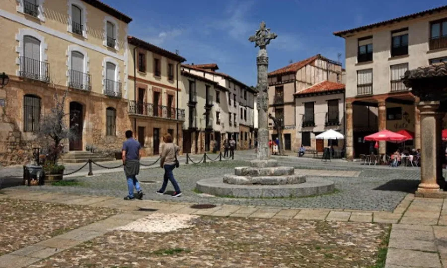 Covarrubias, municipio de la Comarca del Arlanza, en la provincia de Burgos, donde se detectaba este caso