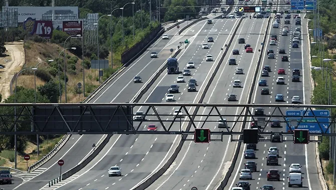 Tráfico de vehículos. EP