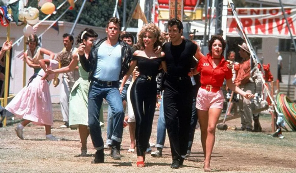 La primera película en proyectarse en el autocine de Villares será Grease