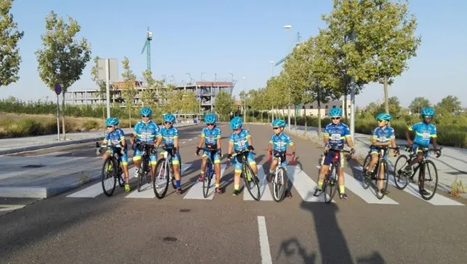 Integrantes de la Escuela de Ciclismo Salmantina