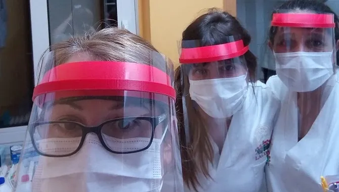 Imagen de profesionales de un centro de Acalerte