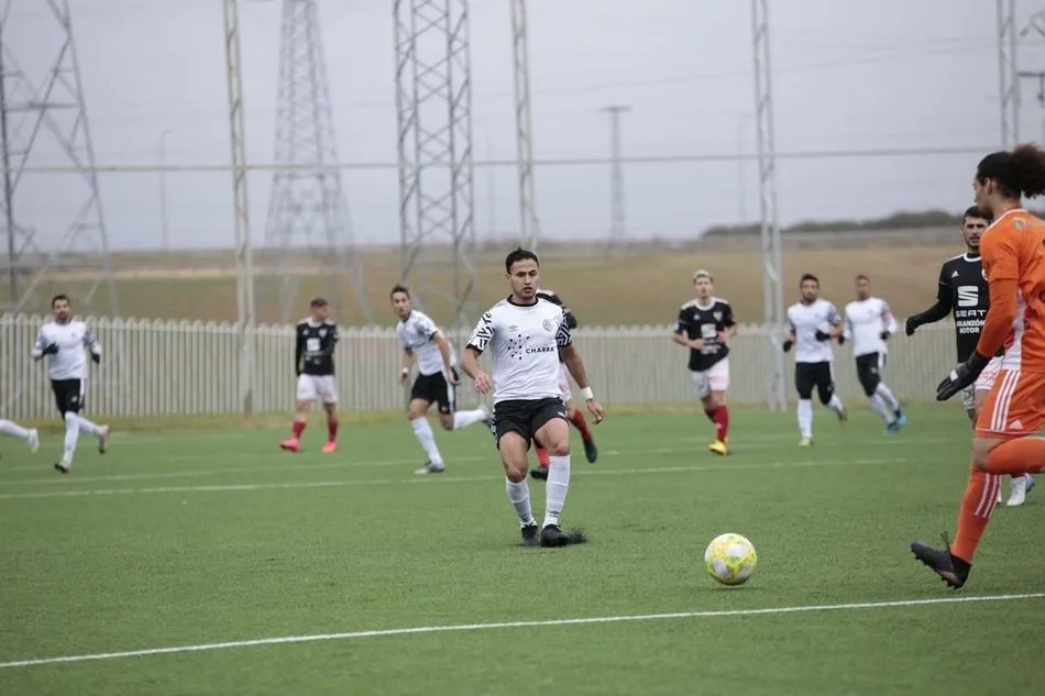 Los jugadores del filial en pleno entrenamiento - Salamanca UDS