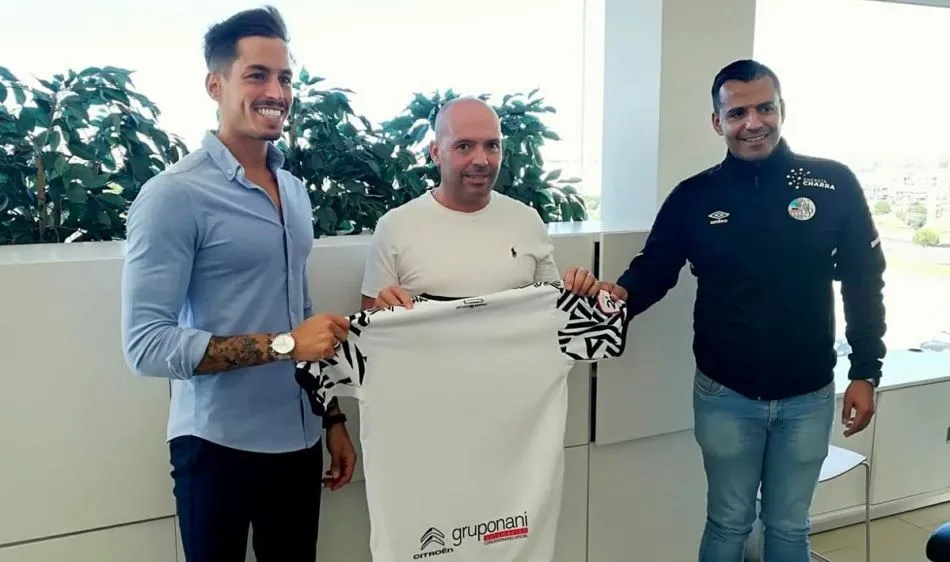 Presentación del nuevo portero del Salamanca, Javi Jiménez, el primero por la izquierda. Foto Salamanca UDS