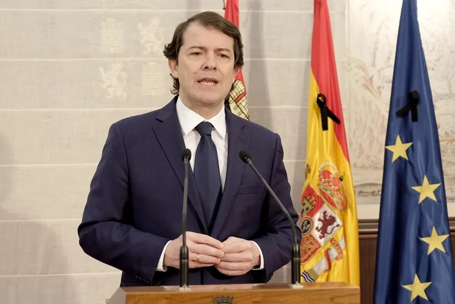 El presidente de la Junta de Castilla y León, Alfonso Fernández Mañueco, en rueda de prensa