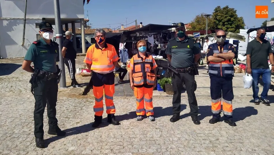 Guardia Civil y Protección Civil unen fuerzas para concienciar a la población sobre la necesidad de cumplir las medidas sanitarias frente al coronavirus