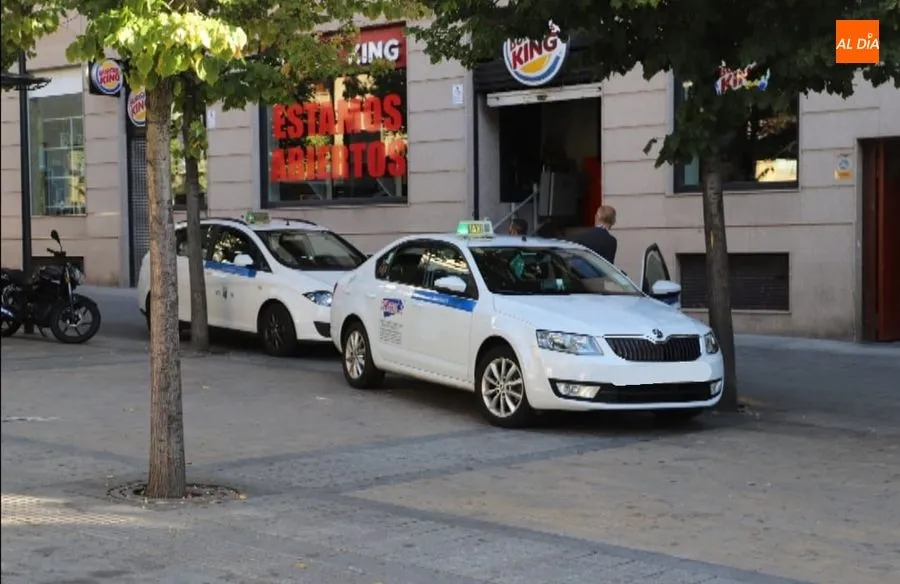El sector del taxi también se está viendo golpeado por los efectos de la crisis del Covid