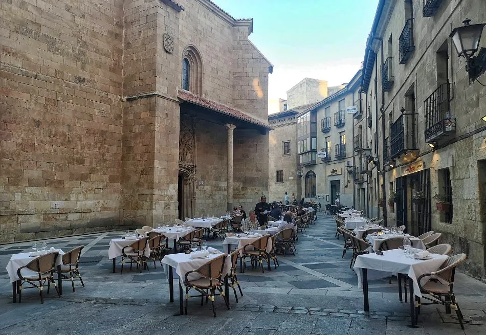 Oasis frente a la adversidad