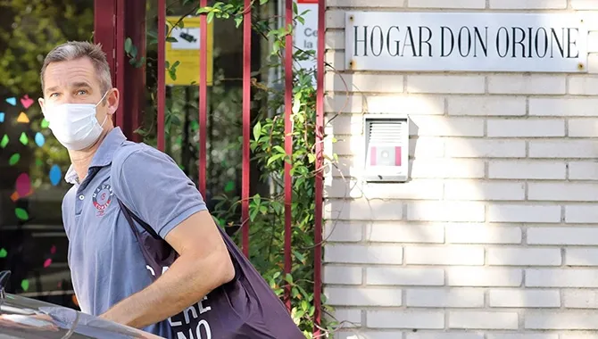 Iñaki Urdangarín continúa con su labor de voluntariado en el centro Don Orione. EP