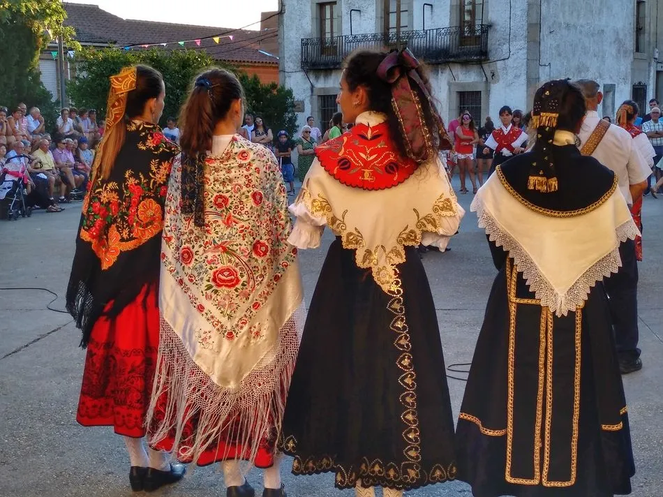 Aún queda futuro, PREMIO ETNOGRAFÍA Y CULTURA.	