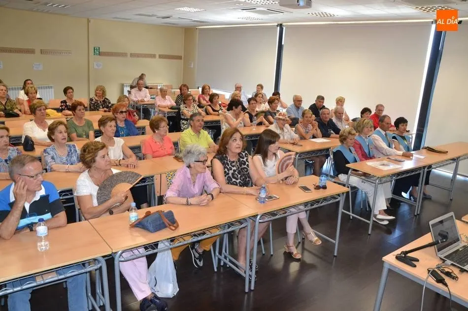 El programa Interuniversitario de la Experiencia de la USAL iniciará un curso marcado por las nuevas normas sanitarias