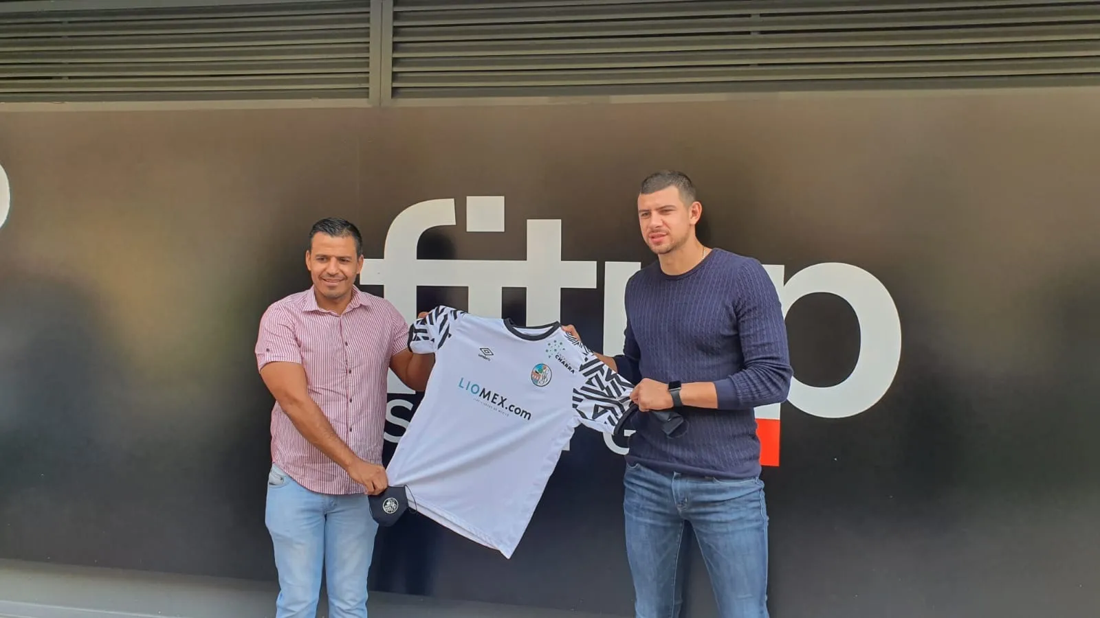 Madrigal, junto a Dueñas