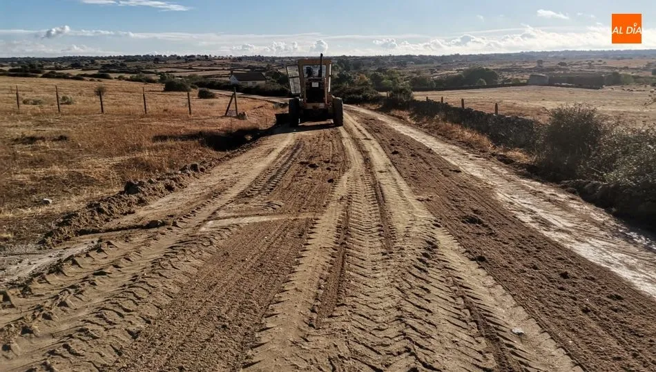 Imágenes de las obras llevadas a cabo en el camino de Valdelasyeguas hacia la rivera
