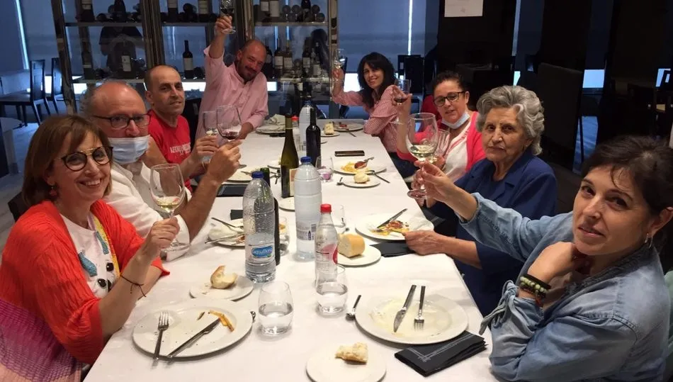 La familia Calles Pordomingo acompaña a Montse en su 50º cumpleaños