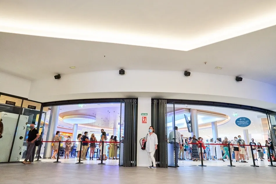 Cines Van Dyck Tormes