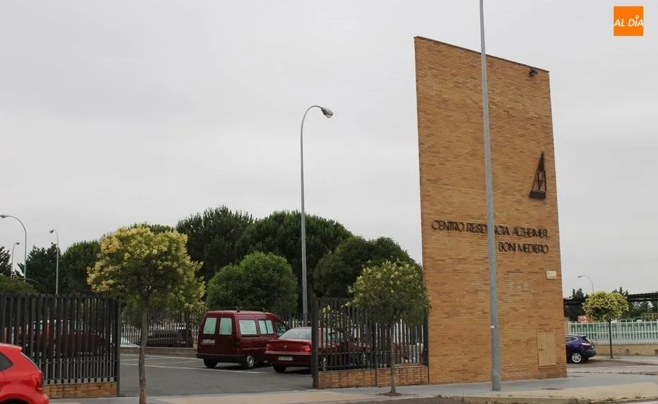 En el año 2000, AFA abre el primer Centro Residencial Especializado en Demencias (Centro Residencia Boni Mediero), en un solar cedido de nuevo por el Ayuntamiento, y contando para su equipamiento con el apoyo de diferentes instituciones