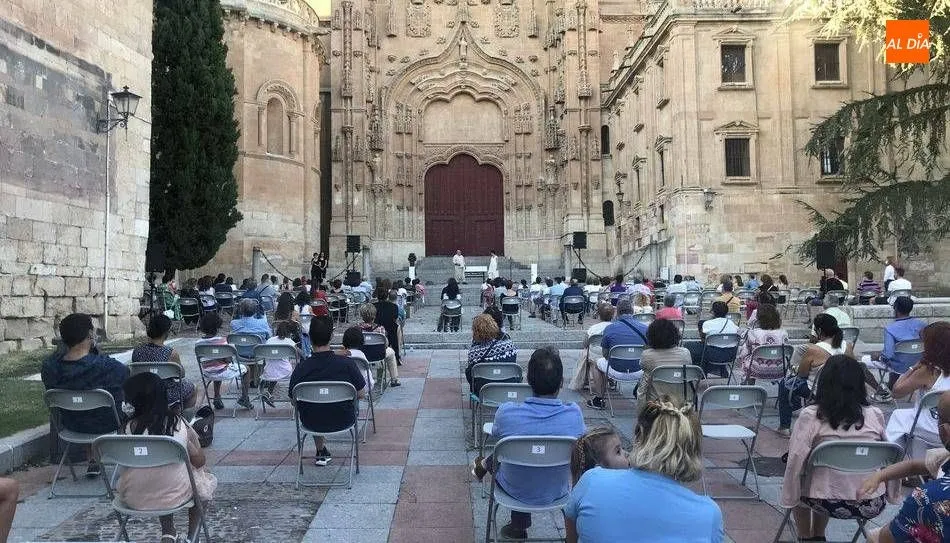 Una de las actuaciones del programa cultural Salamanca Plazas y Patios, que ha tenido fines benéficos
