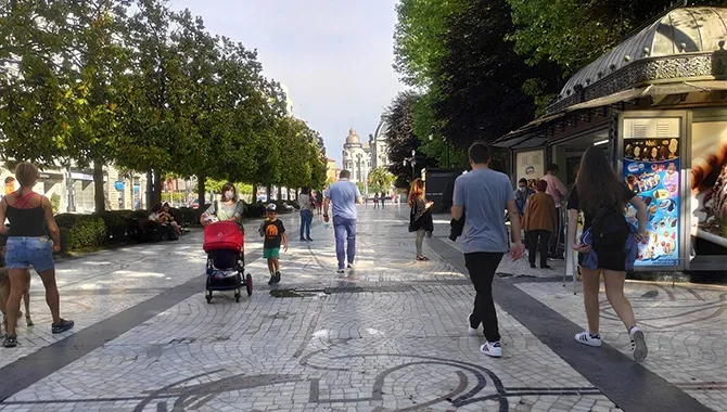 En la última semana se han notificado 790 nuevos brotes de Covid-19 en España