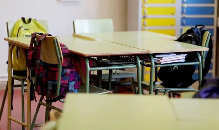 La Junta de Castilla y León recuerda a los padres de los niños que estén pendientes de resultados de PCR que no los lleven a su centro educativo hasta que no termine el periodo de cuarentena. Foto EP