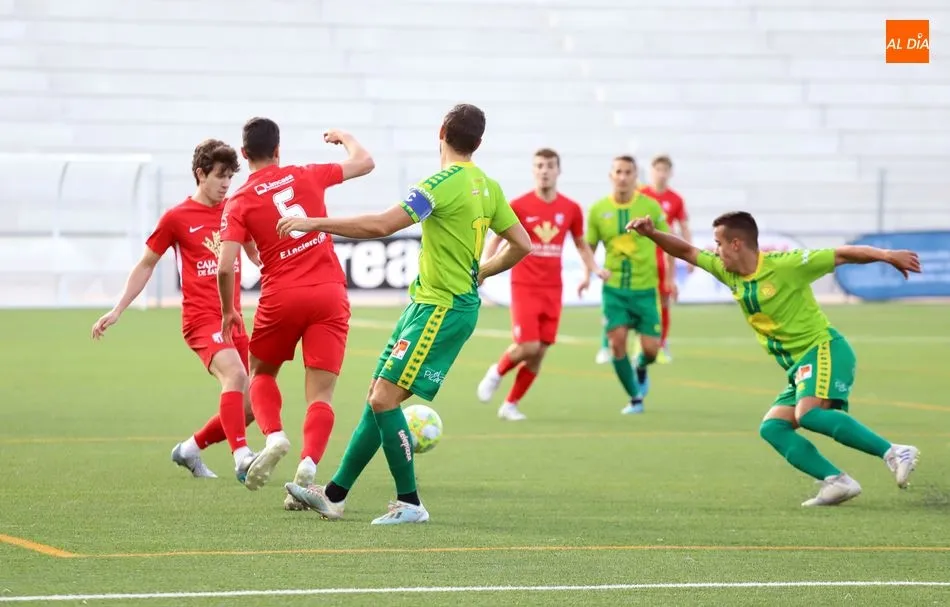 Diego, que puede quedarse fuera de la convocatoria, presiona al Santa Marta