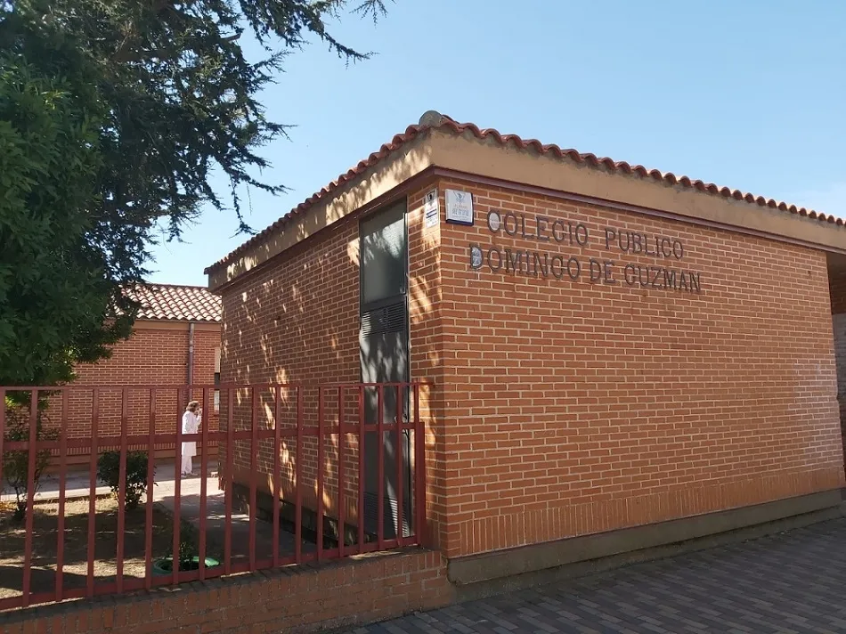 Doñinos blinda la seguridad educativa mientras ultima la ampliación del colegio  