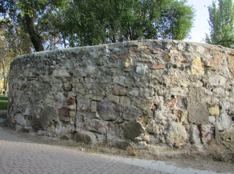 Noria del Paseo Fluvial - Savia Red Verde Salamanca