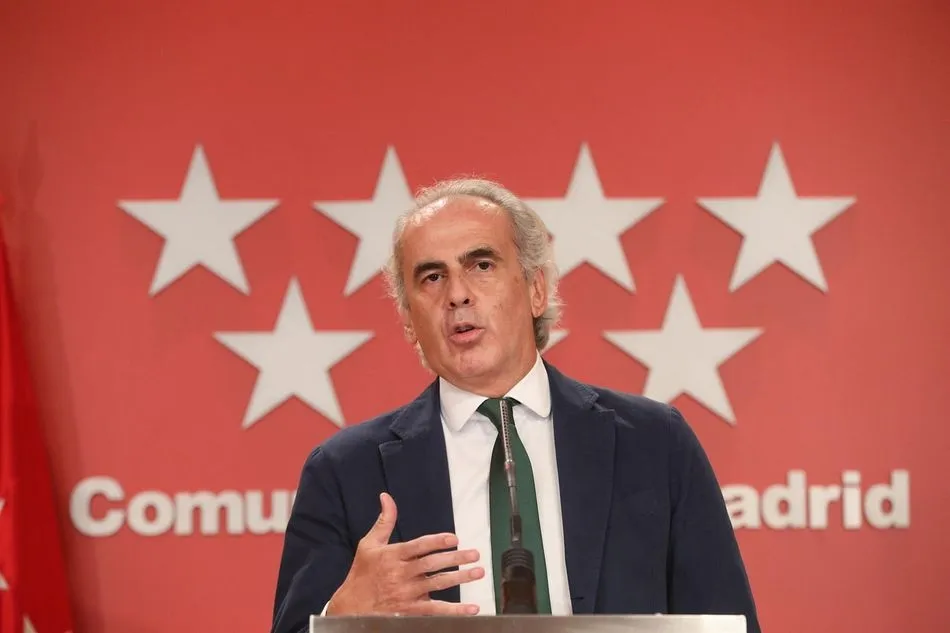 El consejero de Sanidad, Enrique Ruiz Escudero. - EUROPA PRESS/M.FERNÁNDEZ. POOL - Europa Press