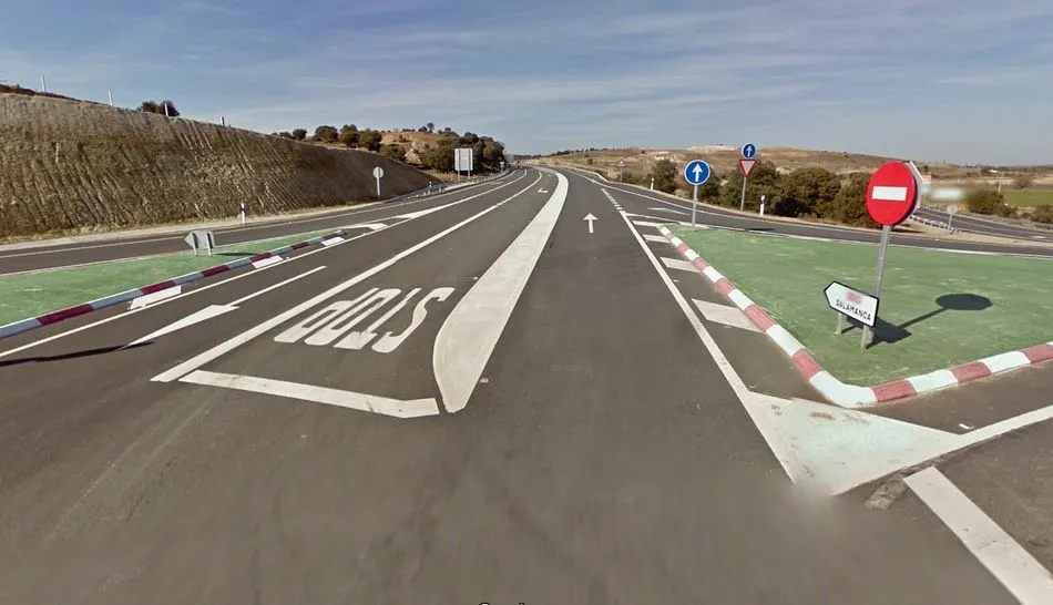 Nacional 630 cerca del kilómetro 371, lugar donde se produjo el accidente - Google Maps