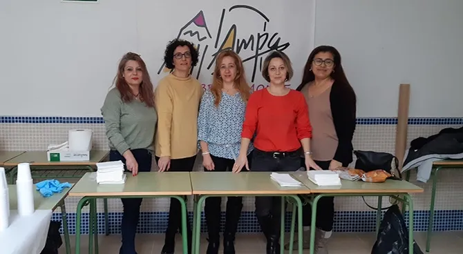 Integrantes de la AMPA del IES Peñaranda en una foto de archivo anterior a la pandemia