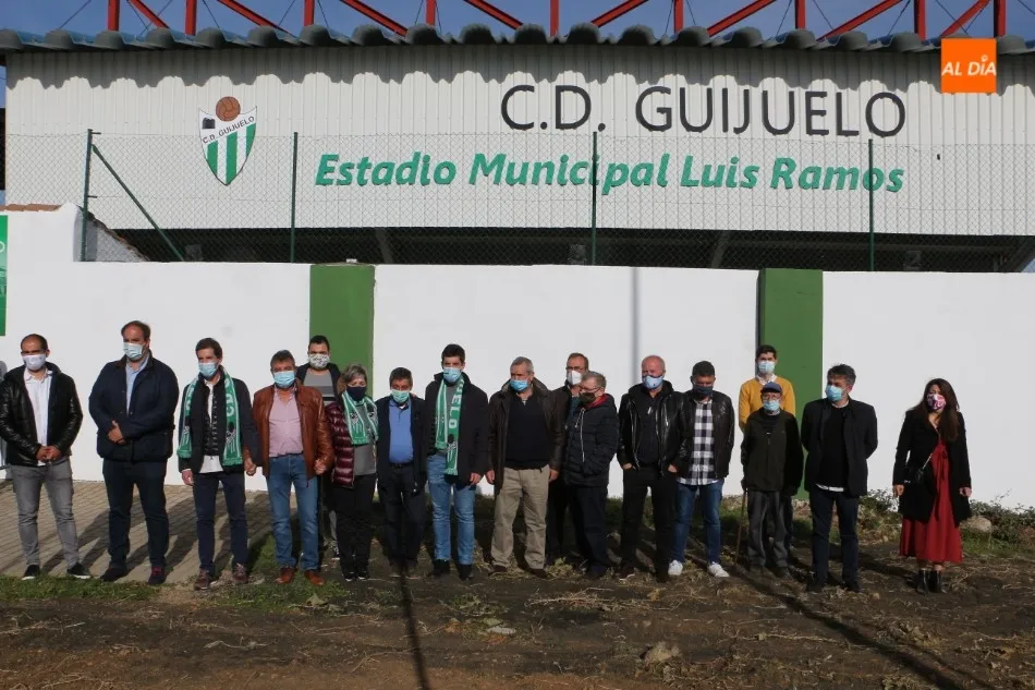 El Municipal de Guijuelo ya luce el nombre de Luis Ramos