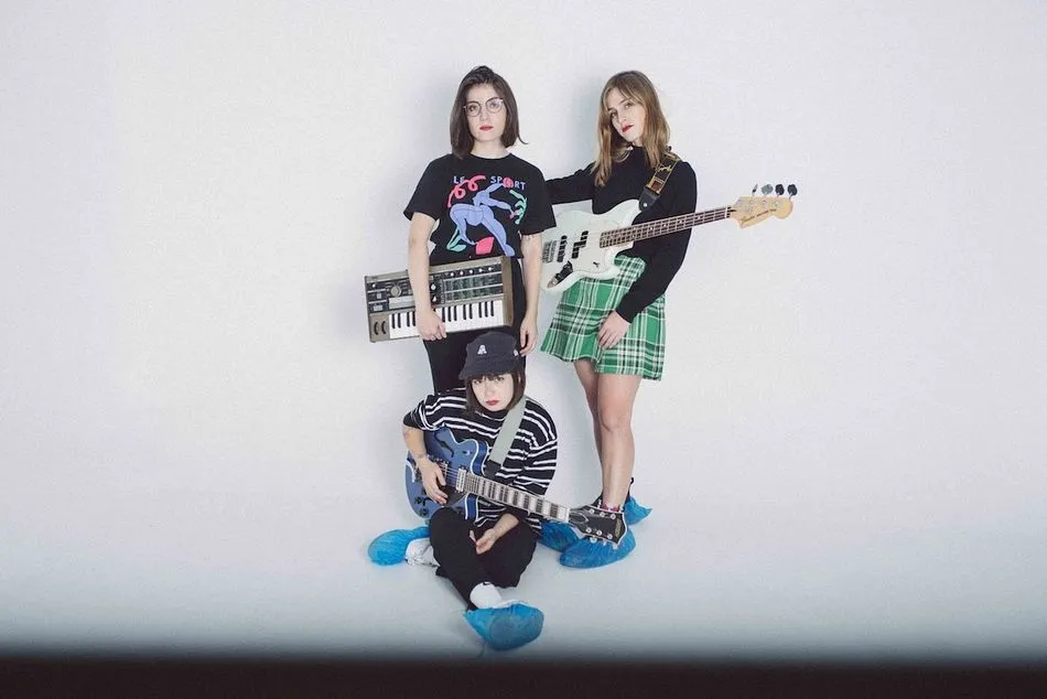 El concierto de la banda española Cariño en Salamanca se adelanta para cumplir con el toque de...