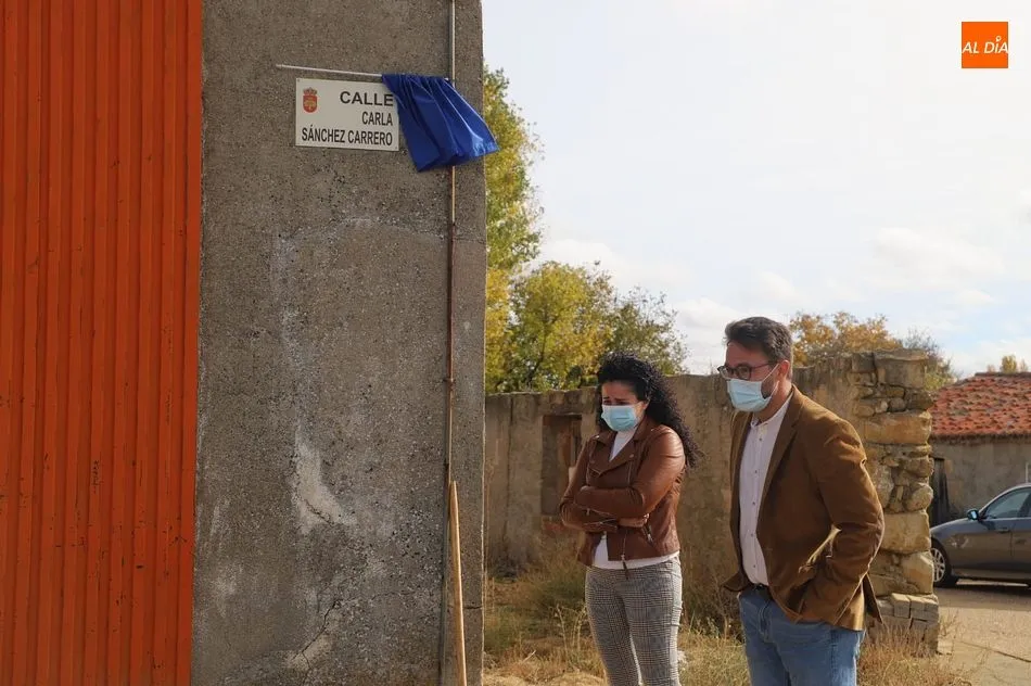 Carrascal de Barregas rinde homenaje a la niña Carla Sánchez