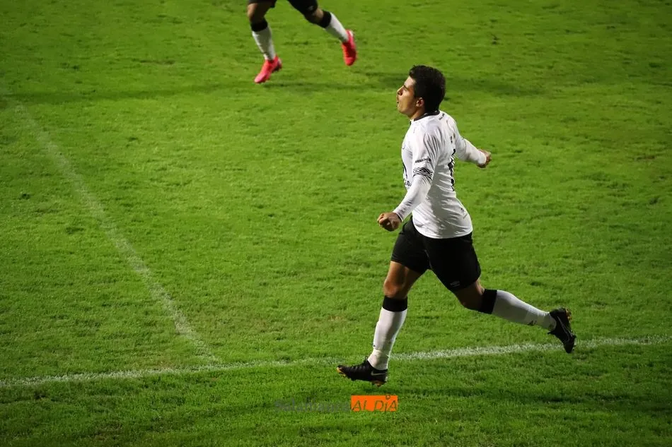 Jorge Mora, alegre tras anotar su primer tanto en España con el Salamanca UDS