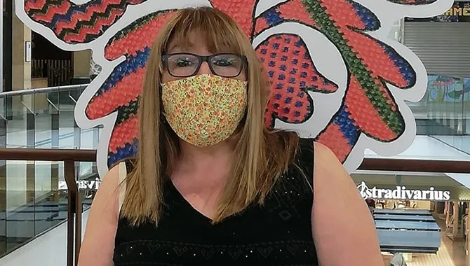 María del Rosario Blázquez, gerente del Bar-Restaurante Ávila en Ventosa del Rio Almar