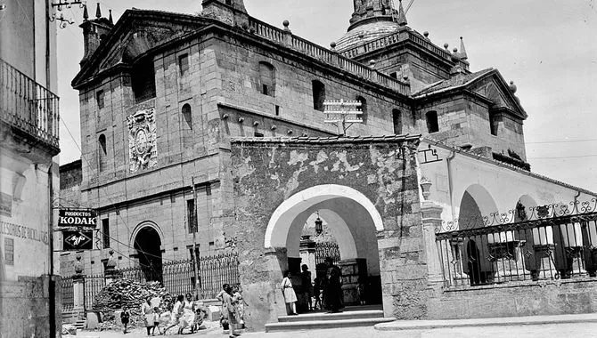 La iglesia del Sagrario en Ciudad Rodrigo y el ego de un cardenal