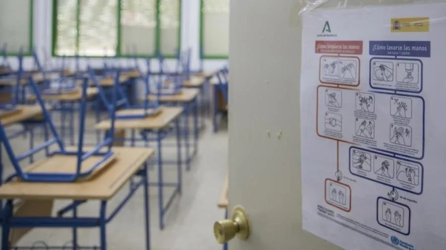 La Junta de Castilla y León recuerda a los padres de los niños que estén pendientes de resultados de PCR, que no los lleven a sus centros educativos hasta que no termine el periodo de cuarentena