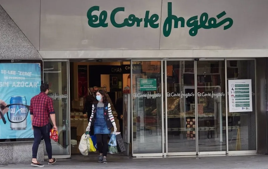El Corte Inglés ha querido destacar 11 ofertas de distintos departamentos que tendrán descuentos únicos y que servirán perfectamente para calentar motores de cara a las compras prenavideñas. Foto EP