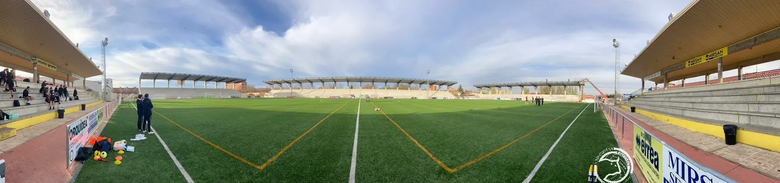 El Reina Sofía, con el techado de las gradas ya hecho / Unionistas CF