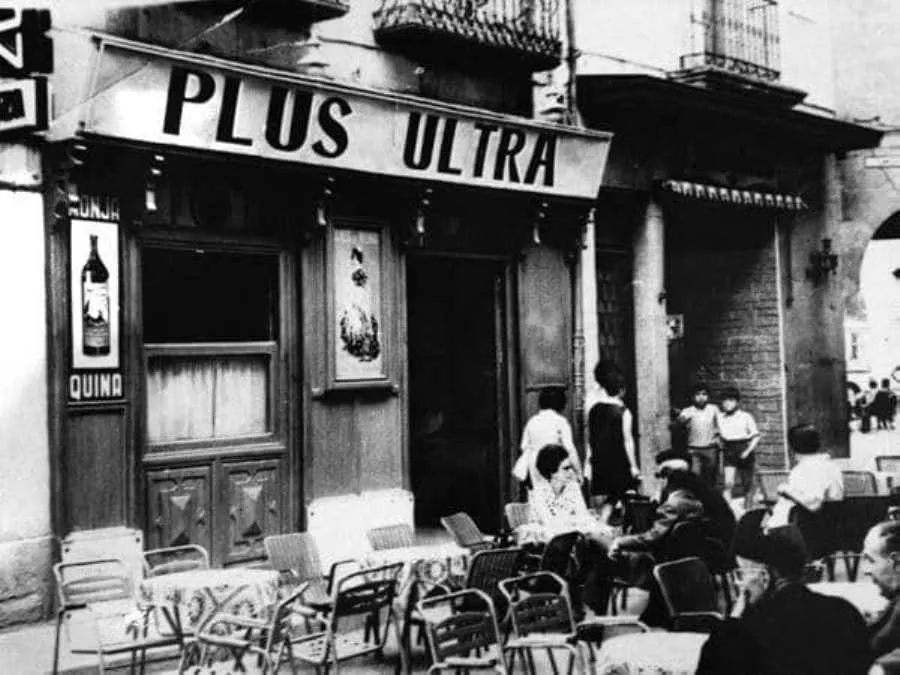 El histórico Bar Plus Ultra, en la calle Concejo