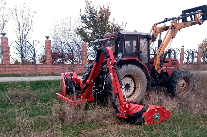 El parque El Inestal acogía la puesta en marcha de la nueva desbrozadora de la Mancomunidad