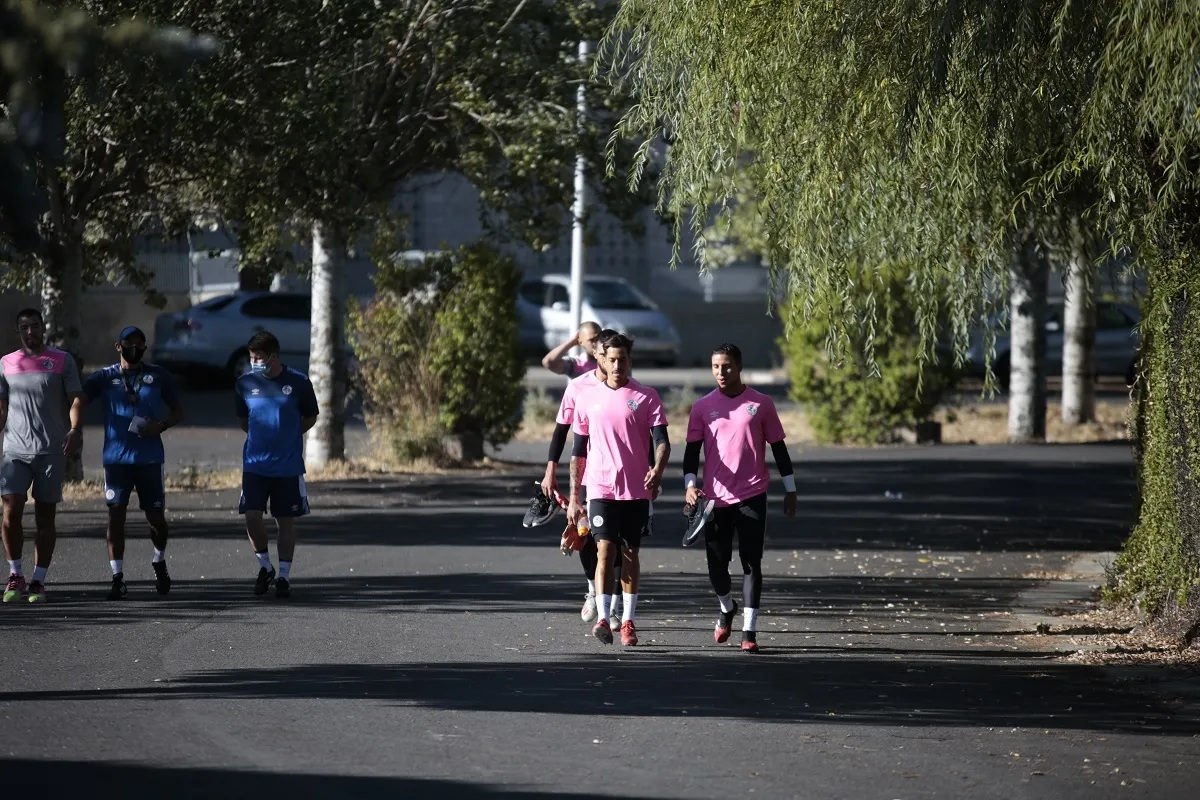 Jiménez y Barbero llegan a un entrenamiento de pretemporada en el Anexo