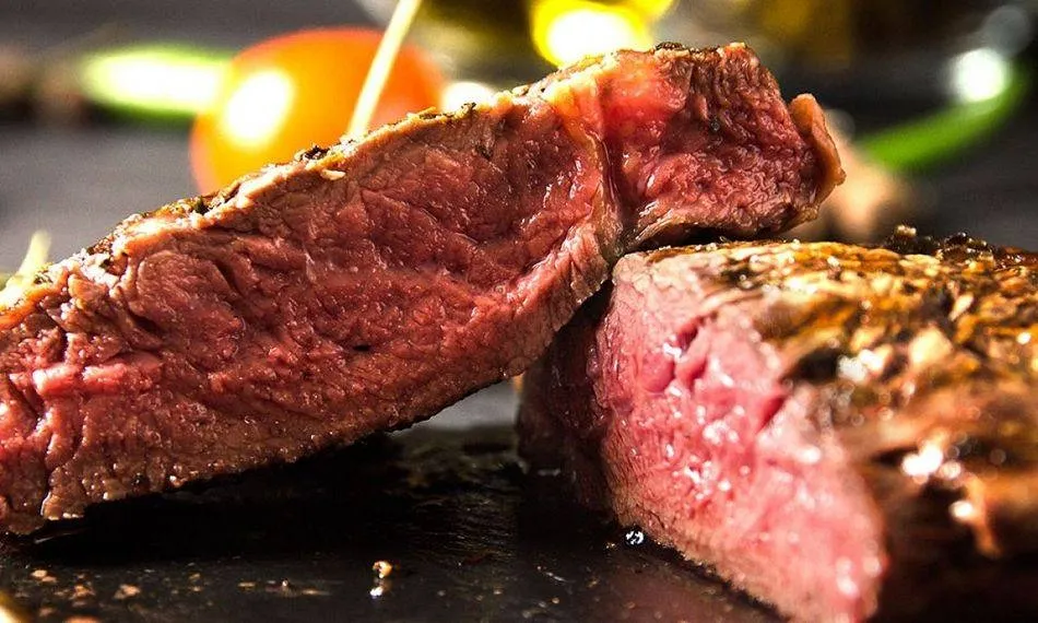 Cuidado con excederse en el consumo de carne