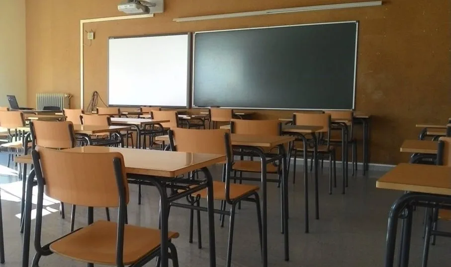 La Junta de Castilla y León recuerda a los padres de los niños que estén pendientes de resultados de PCR que no los lleven a su centro educativo hasta que no termine el periodo de cuarentena