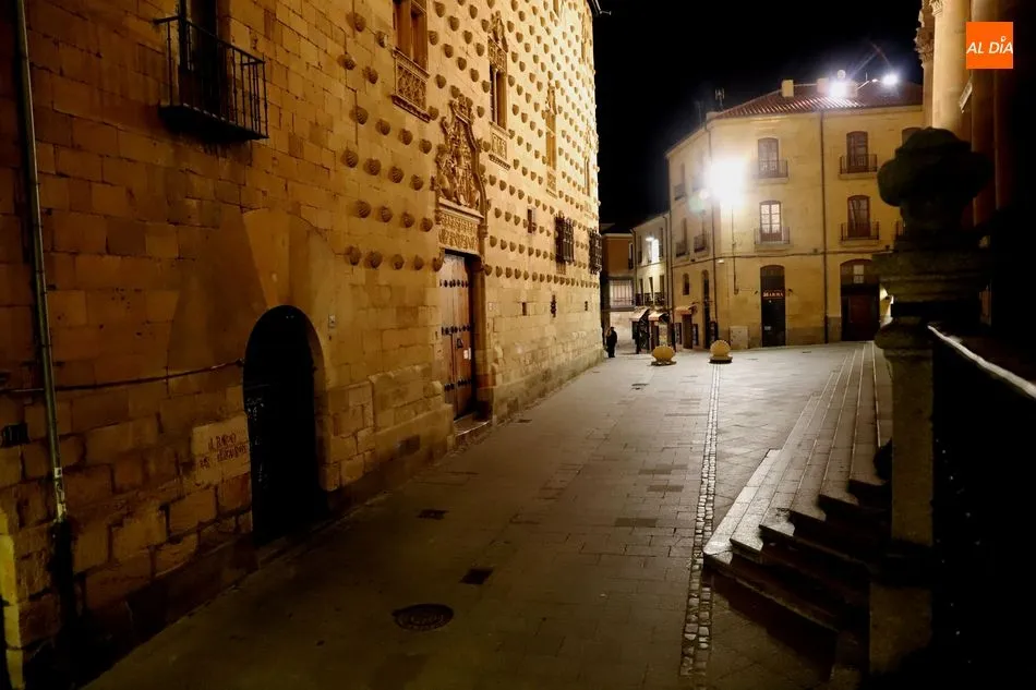 En la imagen, fachada de la Casa de las Conchas de Salamanca