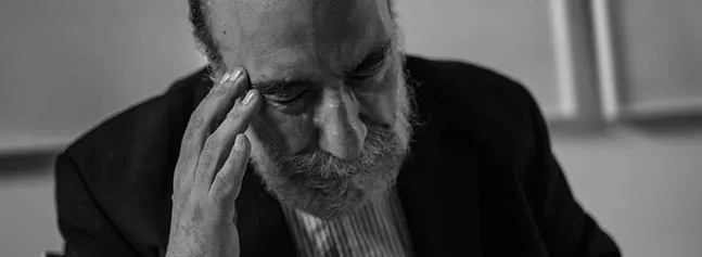 El poeta chileno Raúl Zurita - USAL