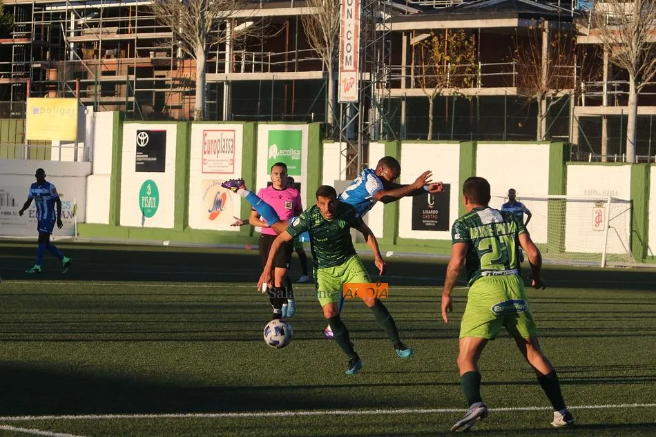 Una acción del Guijuelo - Dépor de la pasada semana